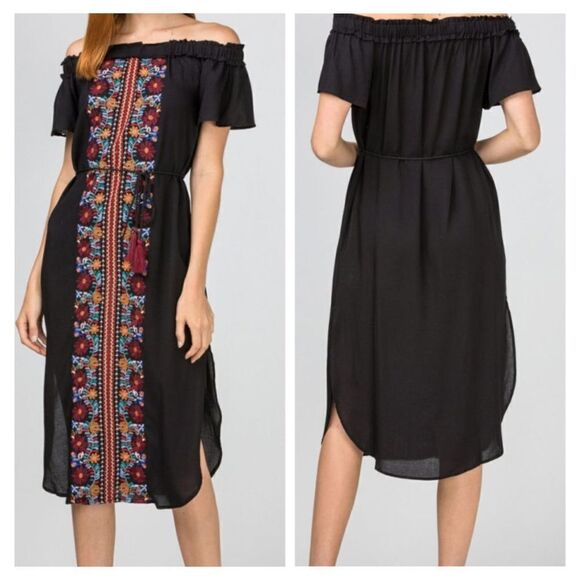 Entro Black Embroidered Dress Size Small - Picture 1 of 8